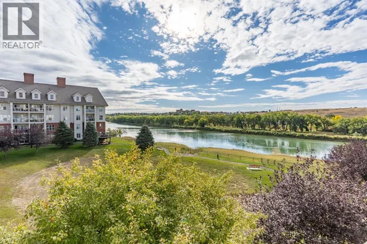 305, 29 River Ridge Drive NW, Medicine Hat, Alberta T1A8V3