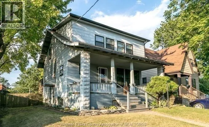 328 JOHN B AVENUE, Windsor, Ontario N9C3G2