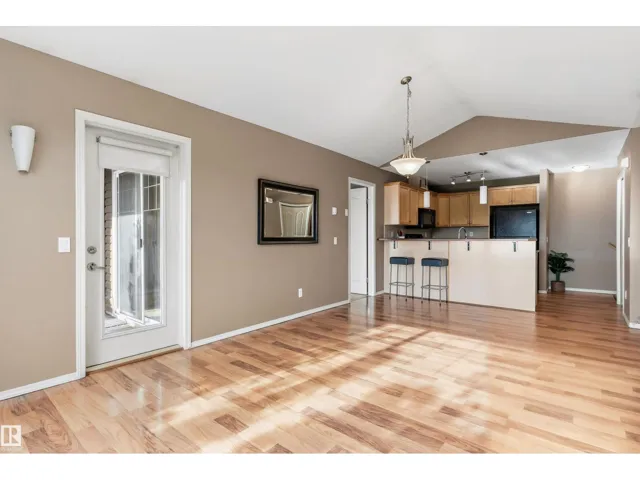 #7 671 Silver Berry RD NW, Edmonton, Alberta T6T0B7