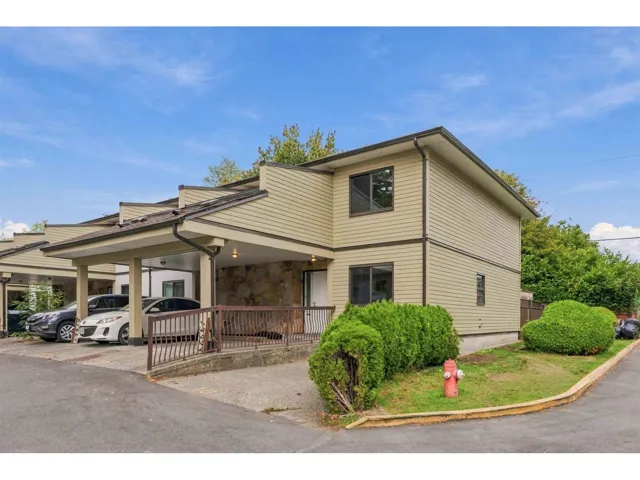 13323 71B AVENUE, Surrey, British Columbia V3W7Z5