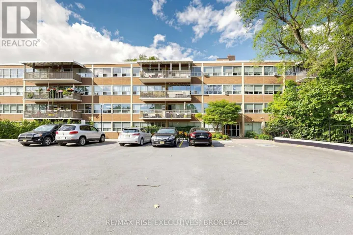 304 - 160 THE DONWAY W, Toronto (Banbury-Don Mills), Ontario M3C2G1