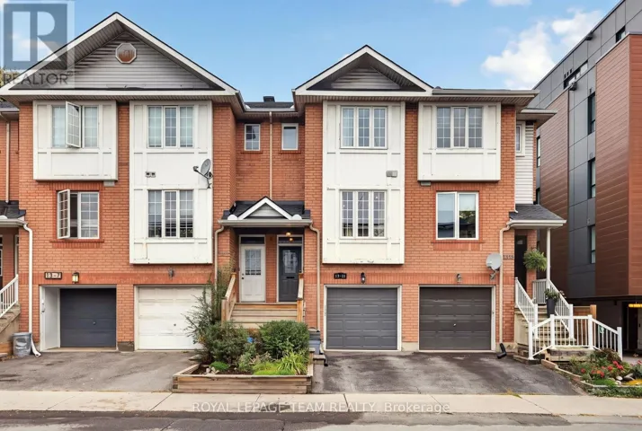 11 - 13 ROBINSON AVENUE, Ottawa, Ontario K1N8N8