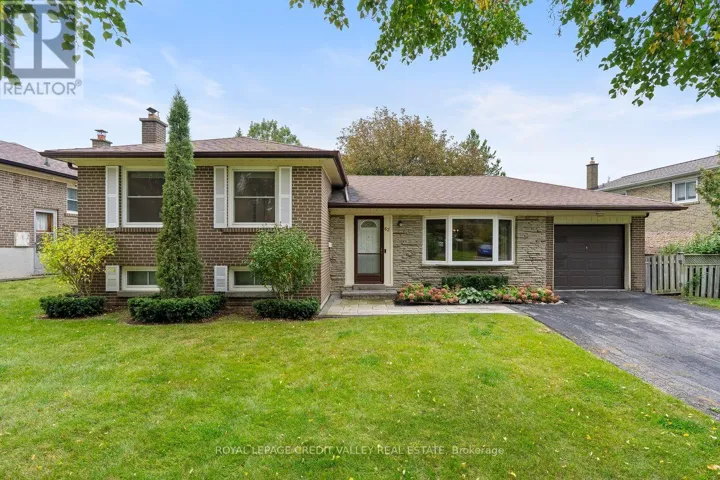 62 SUMMERSIDE CRESCENT, Toronto (Hillcrest Village), Ontario M2H1X1