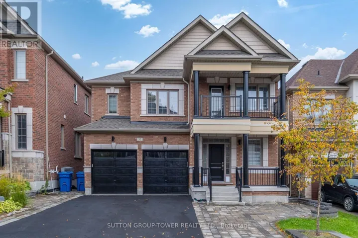 32 CYPRUS GLEN, East Gwillimbury (Holland Landing), Ontario L9N0S8