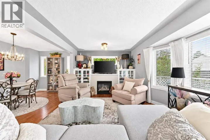 355 Regal Park NE, Calgary, Alberta T2E0S6