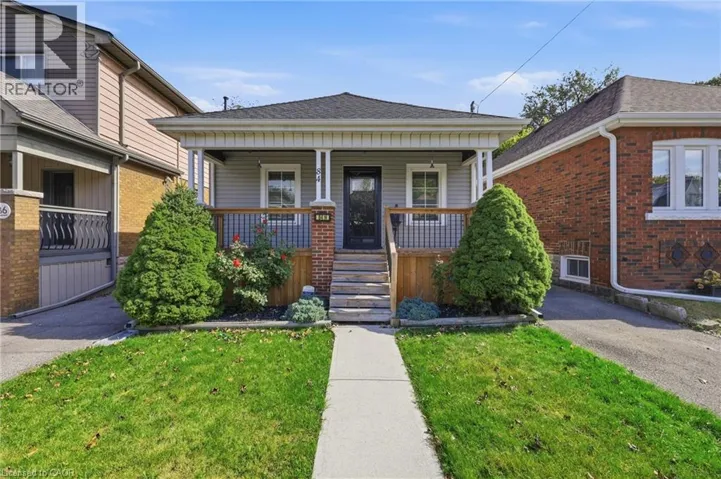 84 BARONS Avenue N, Hamilton, Ontario L8H5A4