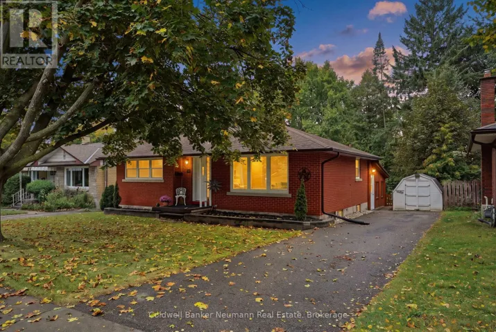 82 KNIGHTSWOOD BOULEVARD, Guelph (Riverside Park), Ontario N1E3W7