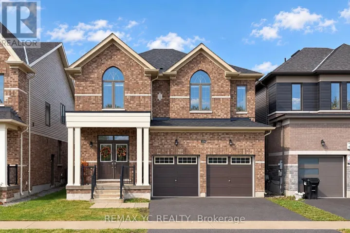 126 DURHAM AVENUE, Barrie, Ontario L9J0W7