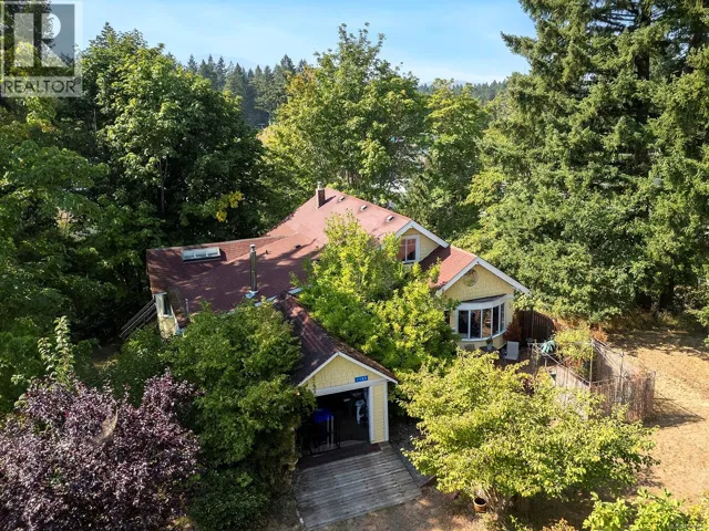 1185 5th St, Courtenay, British Columbia V9N1L7
