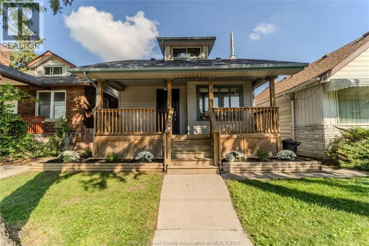 966 CURRY AVENUE, Windsor, Ontario N9B2C5