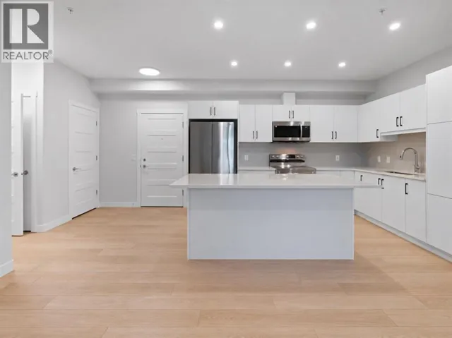 1112, 81 Arbour Lake View NW, Calgary, Alberta T3G0H4