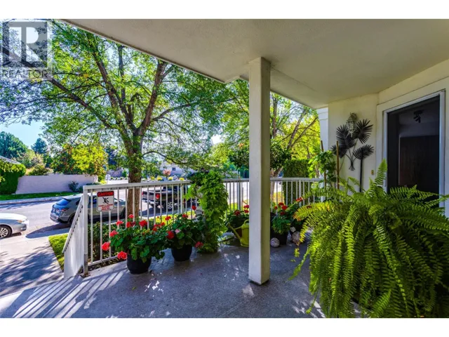 2350 Stillingfleet Road Unit# 113, Kelowna, British Columbia V1W3X9