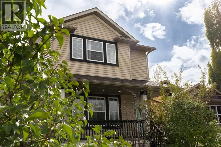 196 Eversyde Circle SW, Calgary, Alberta T2Y4T4