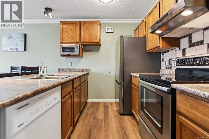 108 2740 Island Hwy S, Campbell River, British Columbia V9W1C7