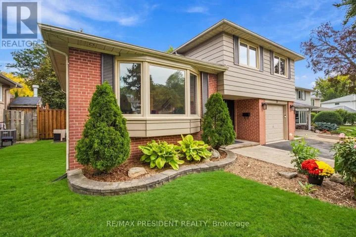 31 CORE CRESCENT, Brampton (Brampton East), Ontario L6W2G6