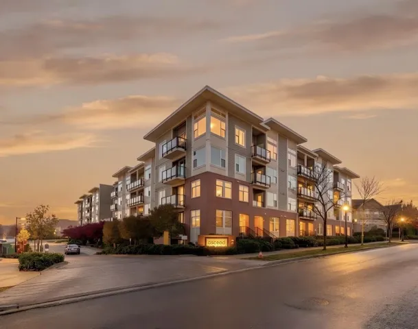 122 15956 86A AVENUE, Surrey, British Columbia V4N6N8