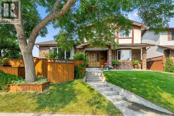 152 Templewood Road NE, Calgary, Alberta T1Y4G9