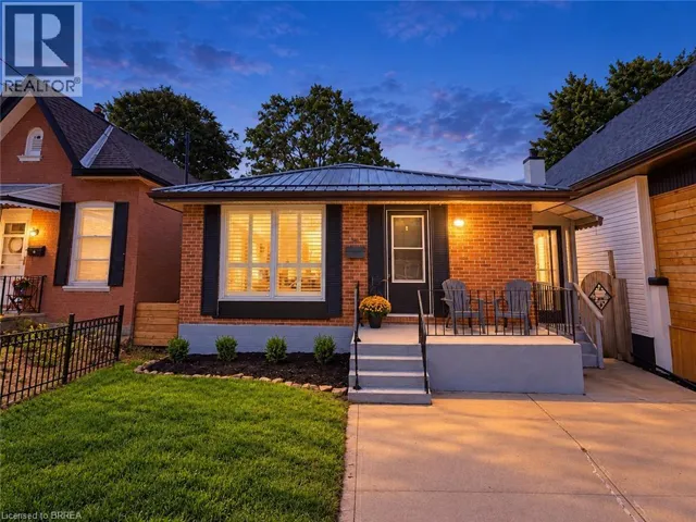 16 BURWELL Street, Brantford, Ontario N3T4T6