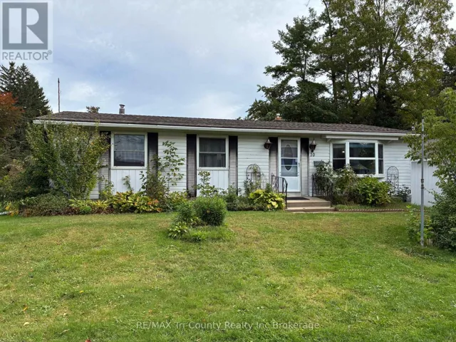 10 ELIZABETH STREET, Bayham (Port Burwell), Ontario N0J1T0