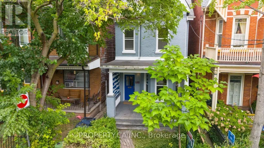 125 MAJOR STREET, Toronto (University), Ontario M5S2K9