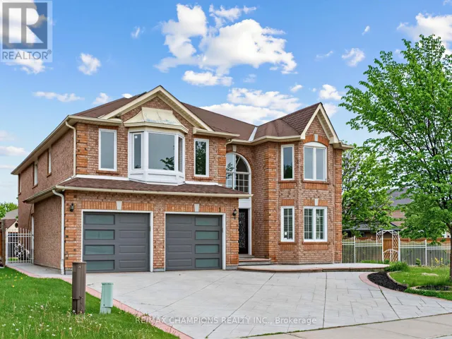 1 CLUSTER OAK PLACE, Brampton (Sandringham-Wellington), Ontario L6R1V2