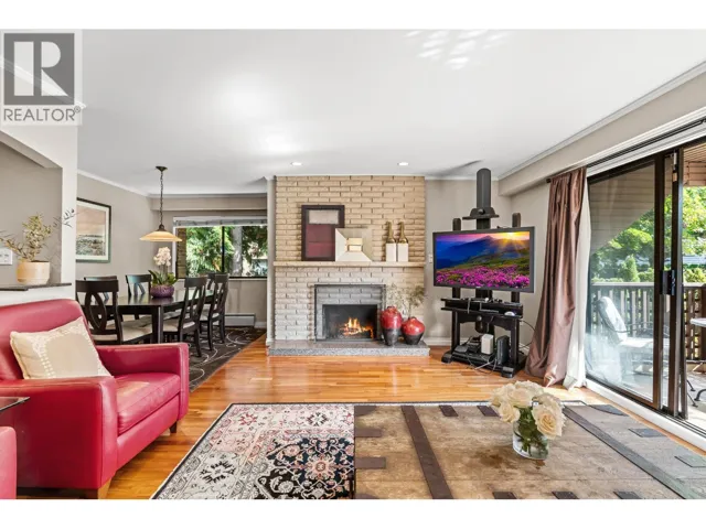 207 1750 W 10TH AVENUE, Vancouver, British Columbia V6J2A6