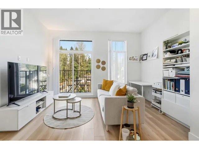 310 718 EDGAR AVENUE, Coquitlam, British Columbia V3K0H2