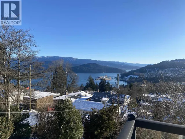 190 N ELLESMERE AVENUE, Burnaby, British Columbia V5B1J8