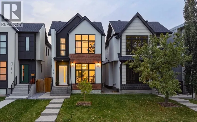 645 36 Street SW, Calgary, Alberta T3C1R1