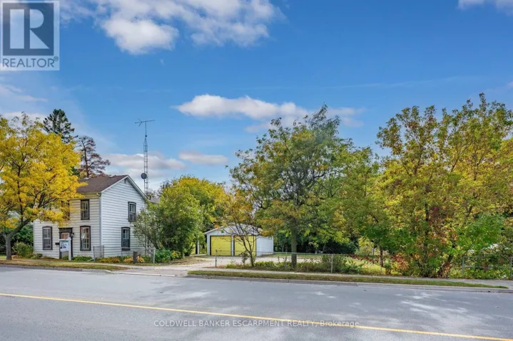 76 MAIN STREET N, Halton Hills (AC Acton), Ontario L7J1W2
