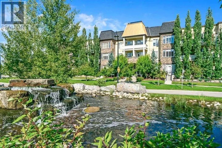204, 39 Quarry Gate SE, Calgary, Alberta T2C5P4