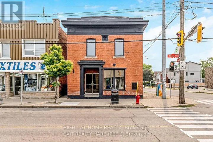 MAIN - 262 OTTAWA STREET N, Hamilton (Crown Point), Ontario L8H3Z9
