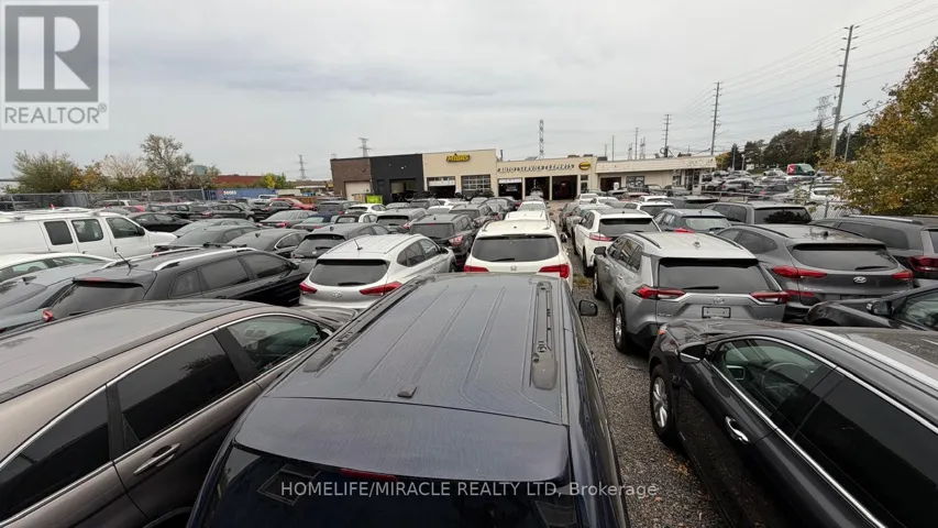 #4 - 5657 HWY 7, Vaughan (West Woodbridge Industrial Area), Ontario L4L1T7
