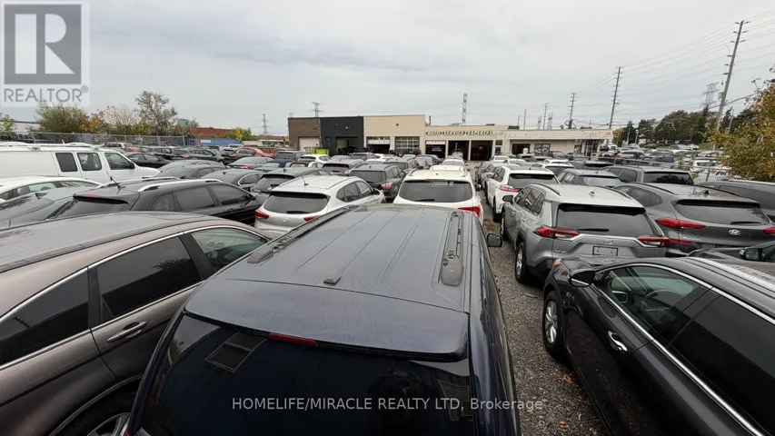 #4 - 5657 HWY 7, Vaughan (West Woodbridge Industrial Area), Ontario L4L1T7