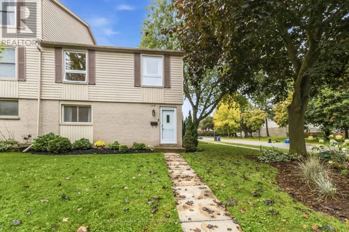 109 MCMASTER DRIVE E, London South (South M), Ontario N6K1J3