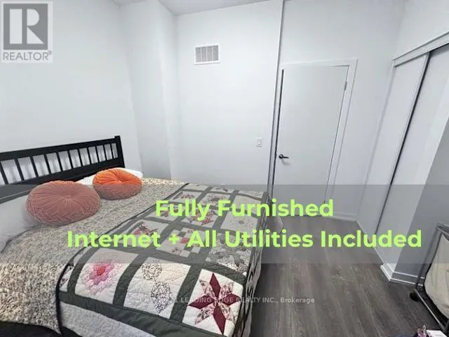 ROOM 4 - 9 SPRUCE PINES CRESCENT, Toronto (Victoria Village), Ontario M4A0A9