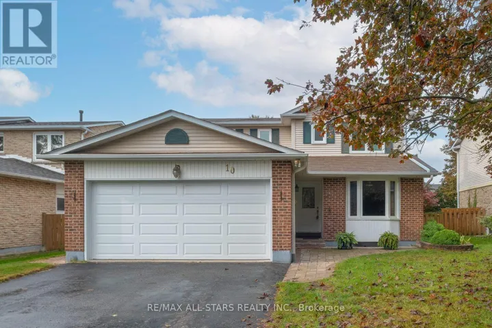 10 COLETTE DRIVE, Whitby (Downtown Whitby), Ontario L1N6G7