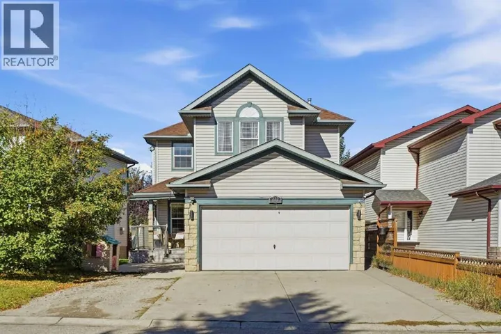 222 Douglas Ridge Circle SE, Calgary, Alberta T2Z3C4