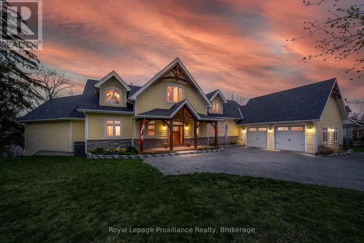 12698 LOYALIST PARKWAY, Prince Edward County (Picton Ward), Ontario K0K2T0