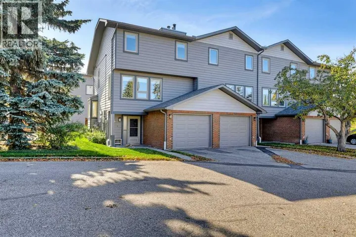 5, 64 Woodacres Crescent SW, Calgary, Alberta T2W4V6