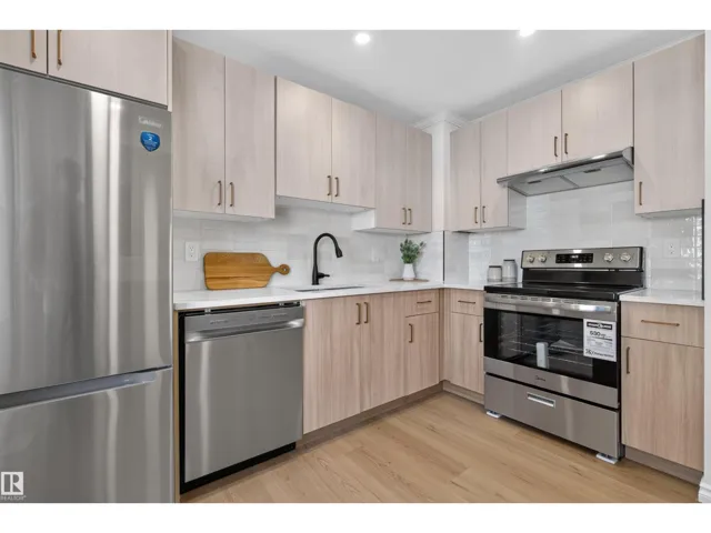 #11 2024 57 ST NW, Edmonton, Alberta T6L2Z3
