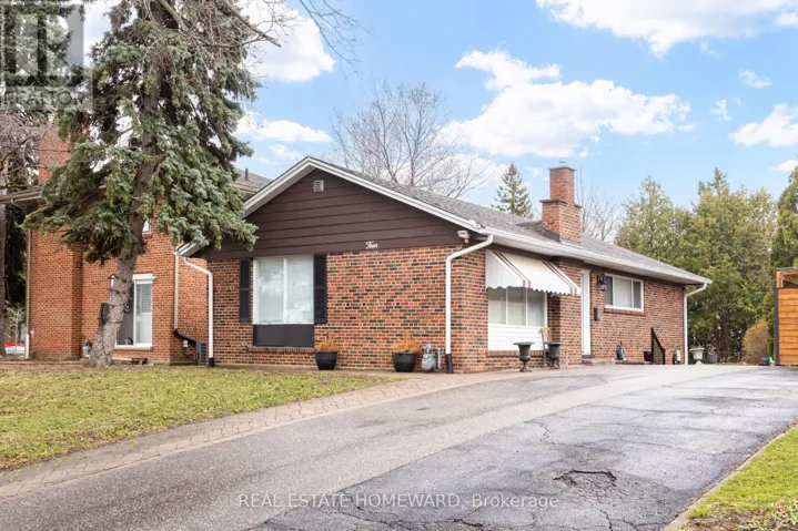 4 MOORECROFT CRESCENT, Toronto (Ionview), Ontario M1K3V1
