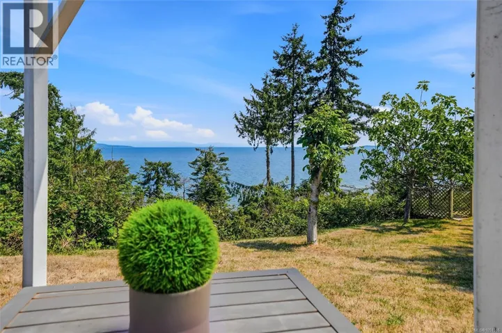 590 Willow St, Parksville, British Columbia V9P1A5