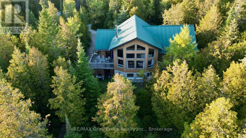 158 HOBSON'S HARBOUR DRIVE, Northern Bruce Peninsula, Ontario N0H1W0