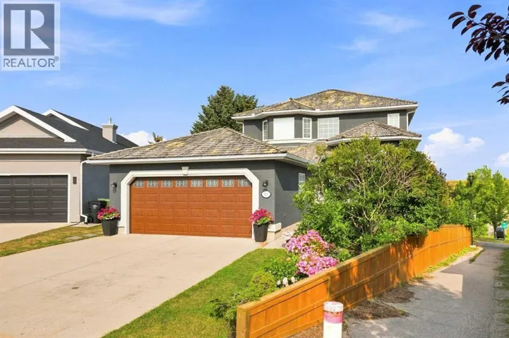 122 Sceptre Close NW, Calgary, Alberta T3L1Y2