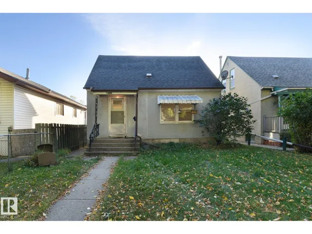 11321 89 ST NW, Edmonton, Alberta T5B3T5