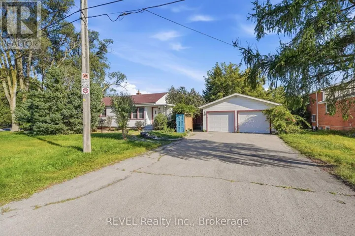 7962 BOOTH STREET, Niagara Falls (Ascot), Ontario L2H1E8