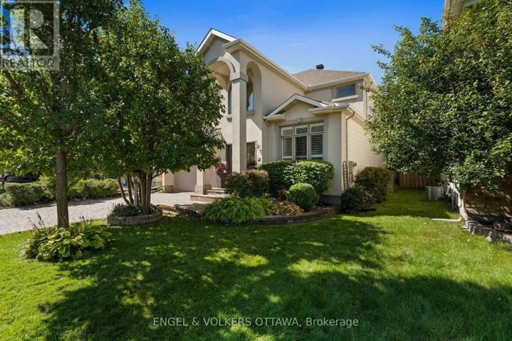 18 PONDHOLLOW WAY, Ottawa, Ontario K2J4Y5