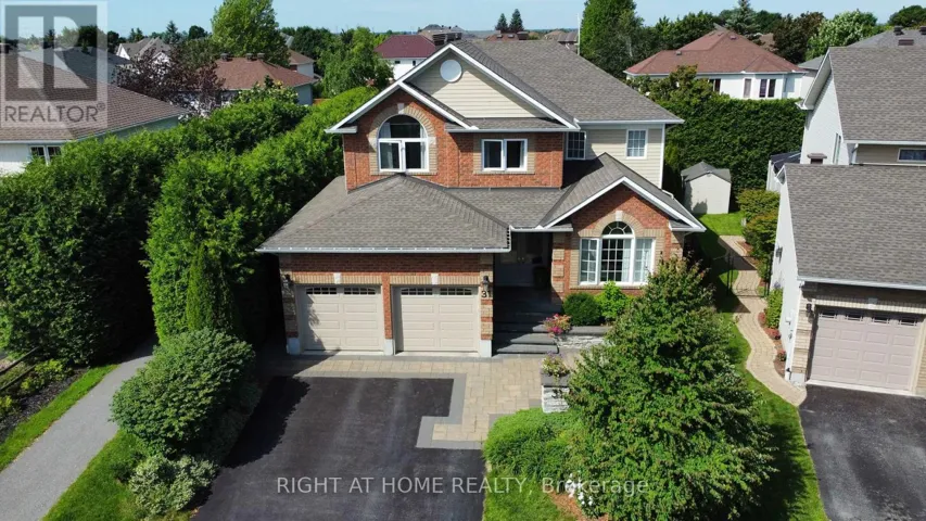 31 FORILLON CRESCENT, Ottawa, Ontario K2M2W7