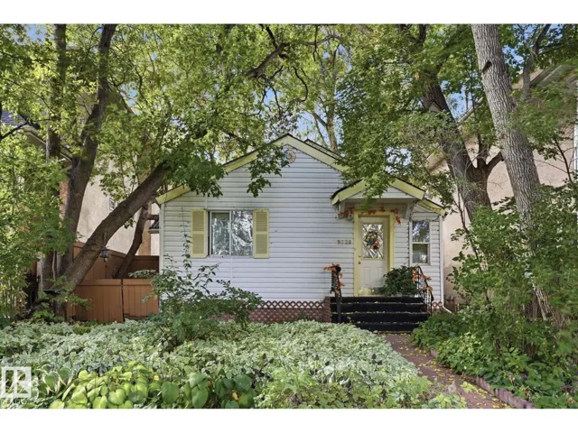 9628 100A ST NW, Edmonton, Alberta T5K0V8